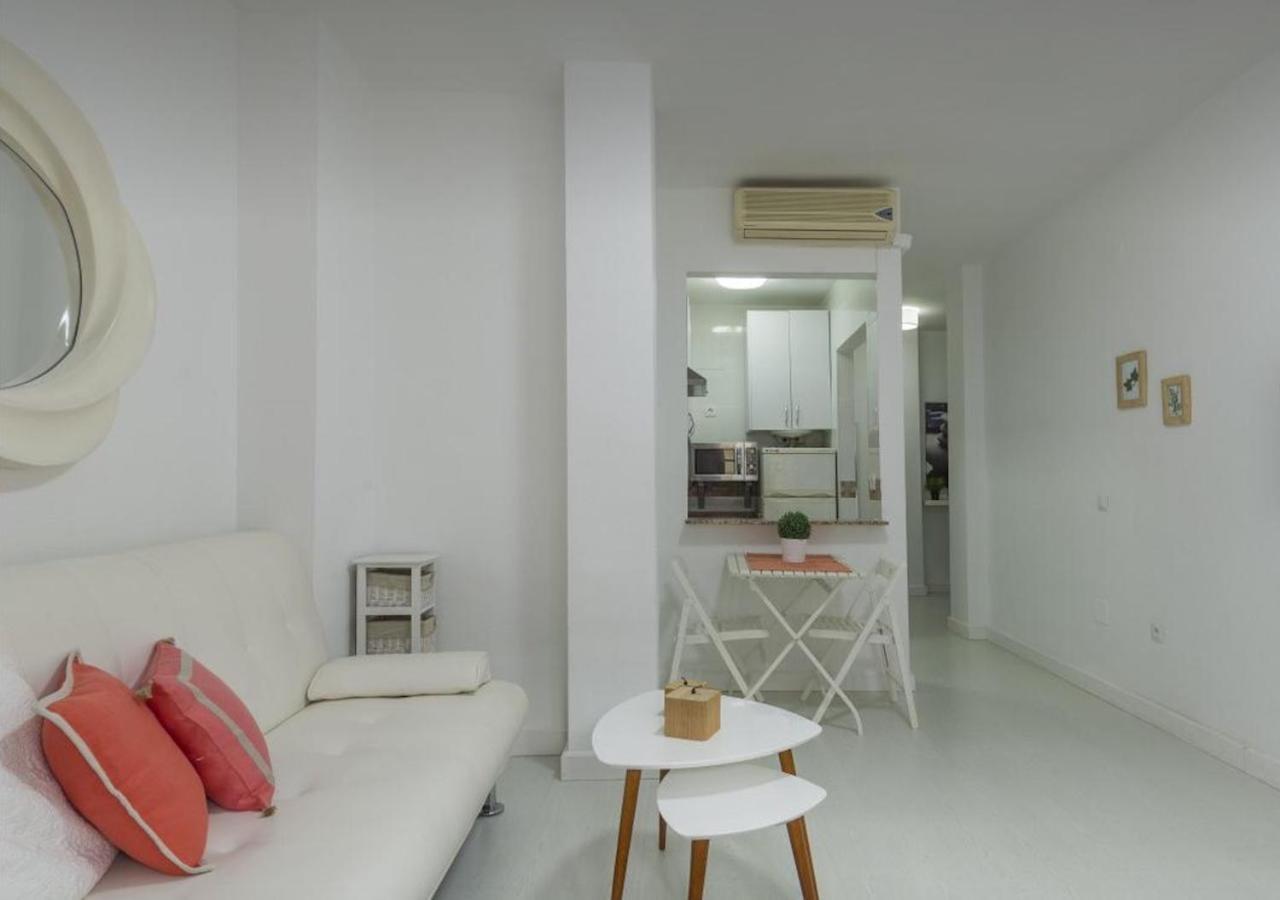 Apartment Lovely At The Heart! Málaga